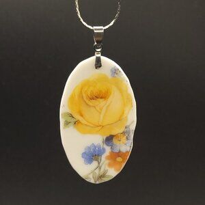 *LAST ONE* Antique Edelstein Bavaria China #1389 Plate Pendant